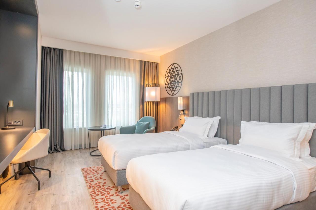 Crowne Plaza Ankara By Ihg Hotel ภายนอก รูปภาพ