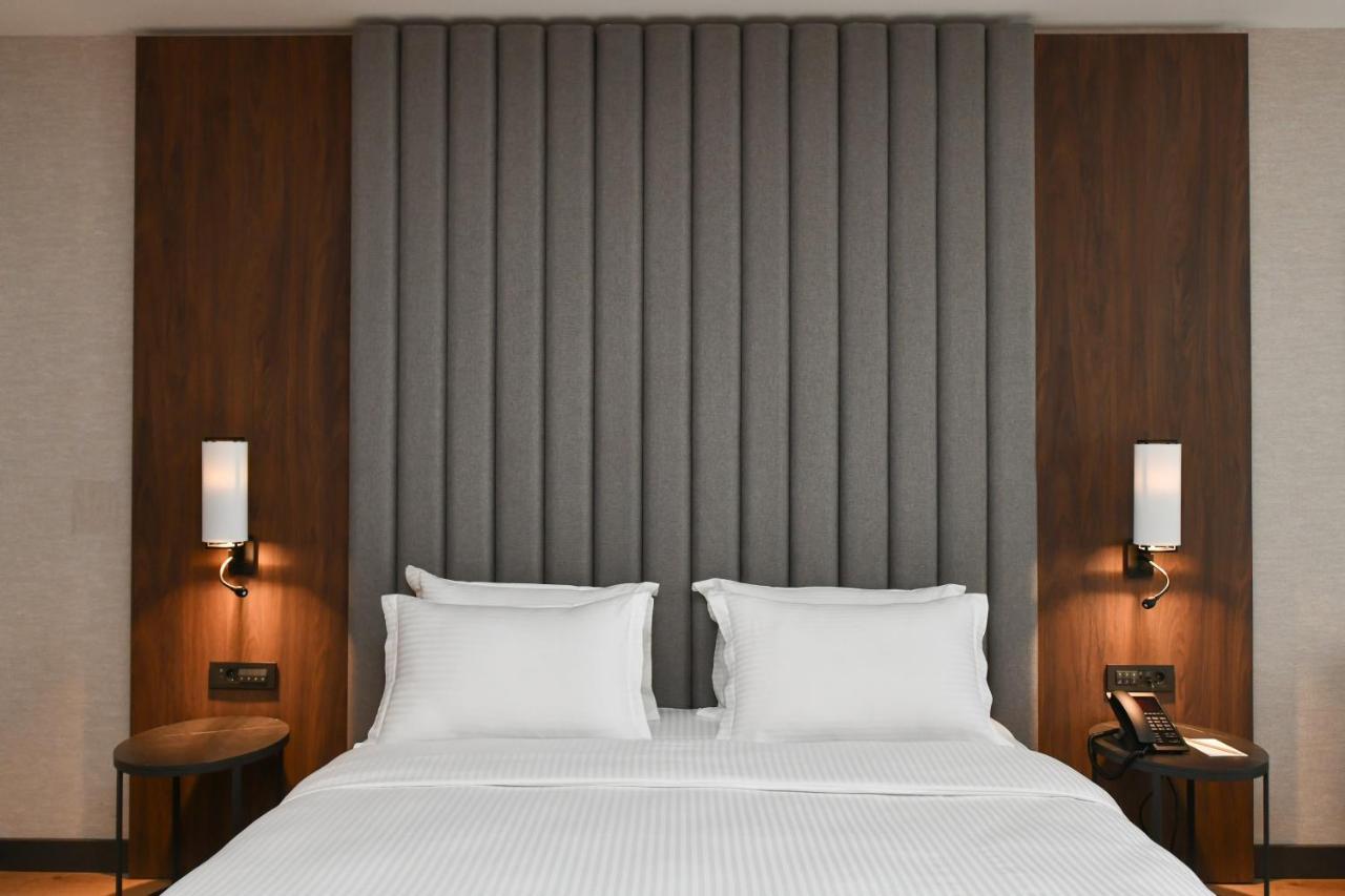 Crowne Plaza Ankara By Ihg Hotel ภายนอก รูปภาพ