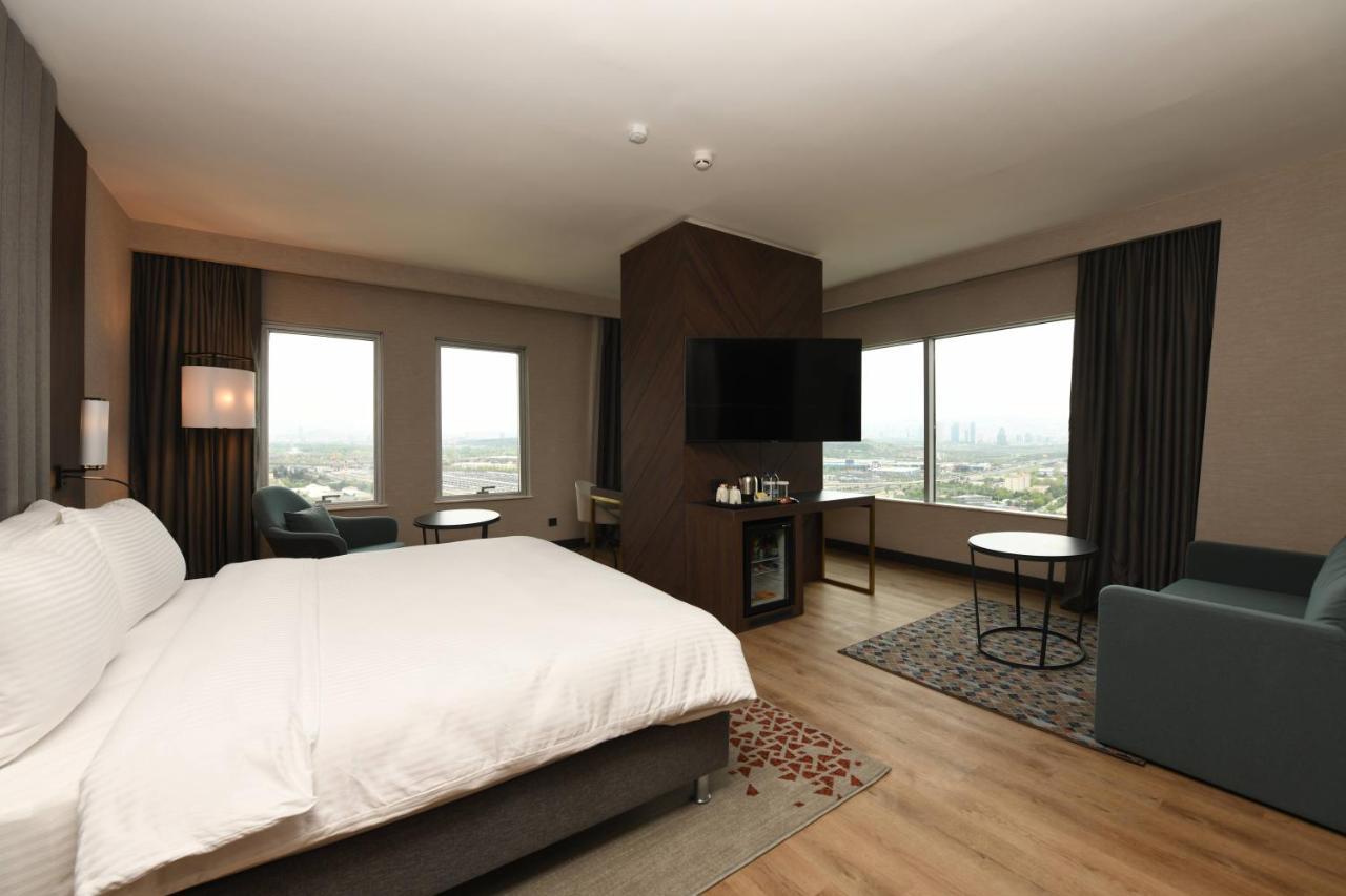 Crowne Plaza Ankara By Ihg Hotel ภายนอก รูปภาพ
