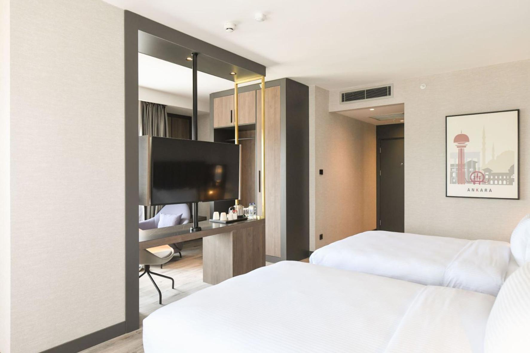 Crowne Plaza Ankara By Ihg Hotel ภายนอก รูปภาพ