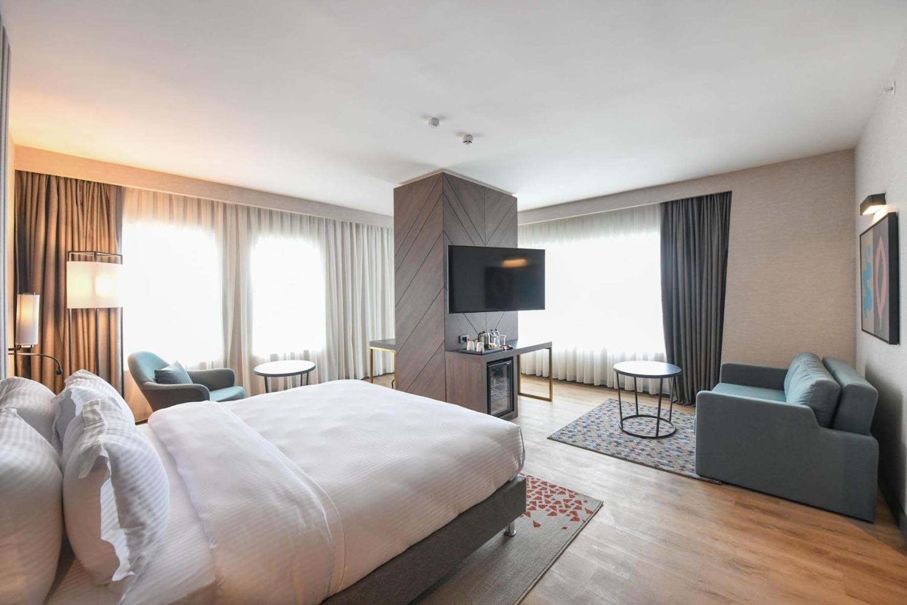 Crowne Plaza Ankara By Ihg Hotel ภายนอก รูปภาพ
